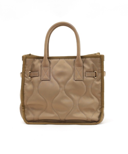 SMIR NASLI（サミールナスリ）の「ヒネリ金具付ベルト×キルティング２WAYトートバッグ（トートバッグ・レディース・ブラック/ベージュ/ブラウン・9）」の10枚目の写真