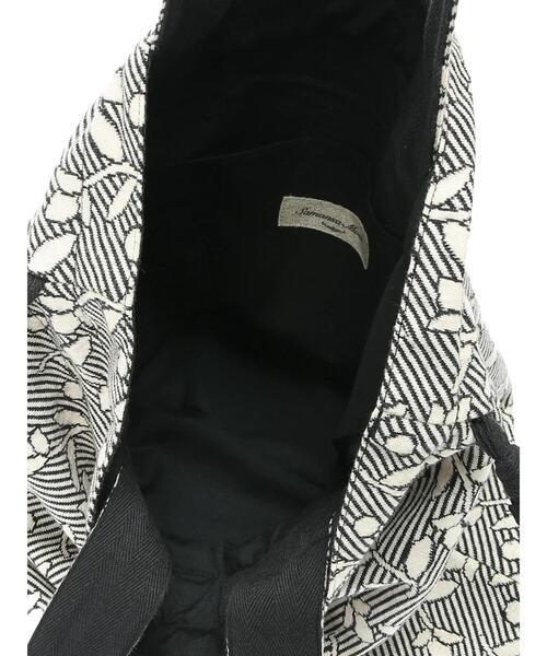 Samansa Mos2（サマンサ モスモス）の「花柄カットジャカード巾着バッグ（ハンドバッグ・レディース・ブラック/ベージュ・F）」の9枚目の写真