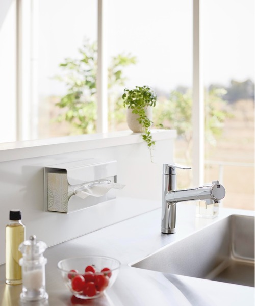 tower（タワー）の「tower（タワー）マグネットポリ袋＆キッチンペーパーホルダー（キッチン収納・レディース・ブラック/ホワイト・ONE SIZE）」の4枚目の写真