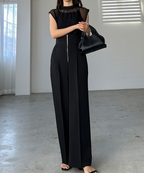 Louere(ルエレ)の「フロントジップハイウエストタックパンツ(スラックス・レディース・ブラック/アイボリー/チャコール・SMALL/MEDIUM/LARGE/X-LARGE)」の12枚目の写真