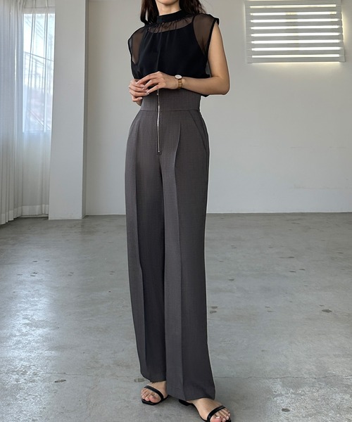 Louere(ルエレ)の「フロントジップハイウエストタックパンツ(スラックス・レディース・ブラック/アイボリー/チャコール・SMALL/MEDIUM/LARGE/X-LARGE)」の18枚目の写真