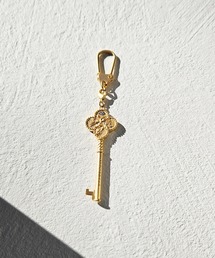 CISOLASSE（シソーラス）の「キーチャーム（チャーム）」