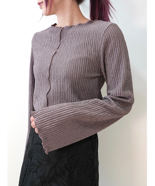 CECIL McBEE(セシルマクビー)の「2WAYベルスリーブメロートップス(Tシャツ/カットソー・レディース・ブラック/モカ/ブルー/アイボリー・MEDIUM/LARGE)」の1枚目の写真