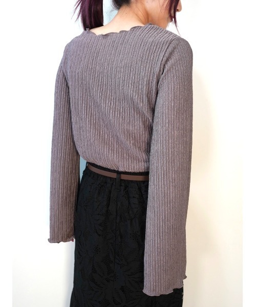 CECIL McBEE(セシルマクビー)の「2WAYベルスリーブメロートップス(Tシャツ/カットソー・レディース・ブラック/モカ/ブルー/アイボリー・MEDIUM/LARGE)」の16枚目の写真