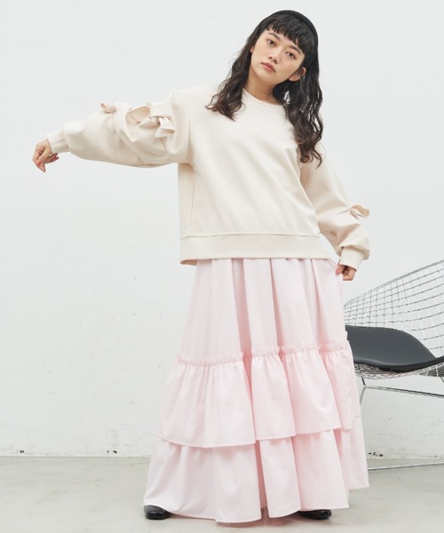 MERLOT（メルロー）の「袖リボンスウェット（スウェット・レディース・ホワイト/ブラック・FREE）」の3枚目の写真