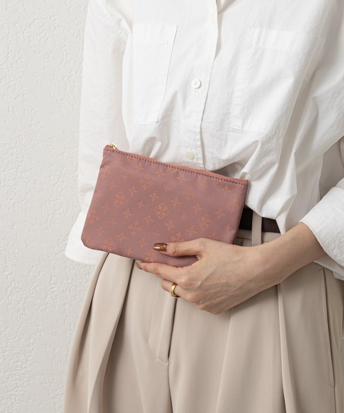 russet（ラシット）の「フラットポーチ (Z-164)（ポーチ）」 - WEAR