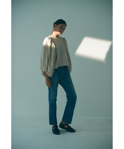 Heriter（エリテ）の「ハンドスモッキングブラウス（シャツ/ブラウス・レディース・ベージュ/ブラック/テラコッタ・38）」の7枚目の写真