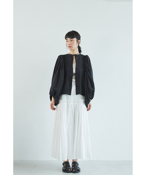 Heriter（エリテ）の「ハンドスモッキングブラウス（シャツ/ブラウス・レディース・ベージュ/ブラック/テラコッタ・38）」の19枚目の写真