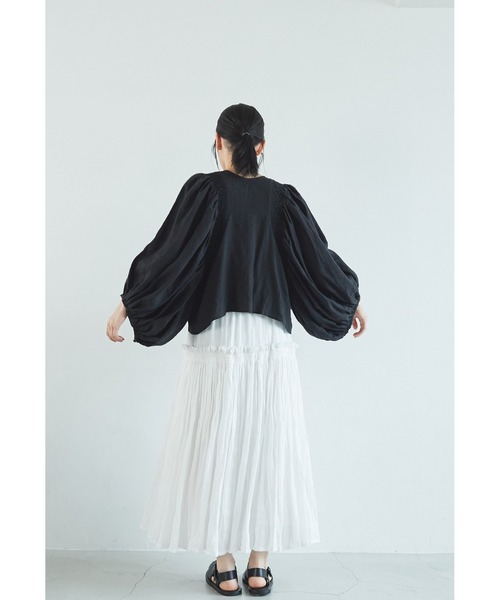 Heriter（エリテ）の「ハンドスモッキングブラウス（シャツ/ブラウス・レディース・ベージュ/ブラック/テラコッタ・38）」の21枚目の写真