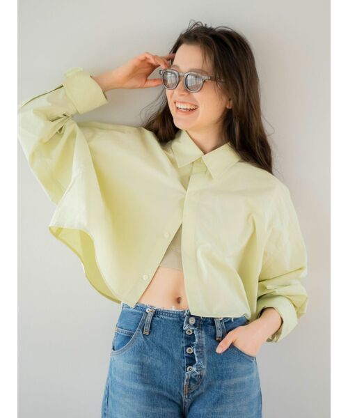 Ungrid(アングリッド)の「ダブルカフスショートシャツ(シャツ/ブラウス・レディース・その他1/グリーン/オレンジ/オフホワイト・FREE)」の2枚目の写真