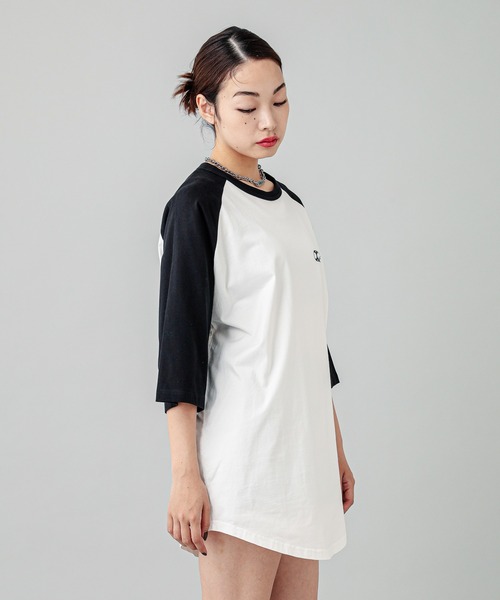 X-girl（エックスガール）の「COLLEGE LOGO B/B TEE DRESS（ワンピース・レディース・ブラック/ホワイト・S/M）」の10枚目の写真