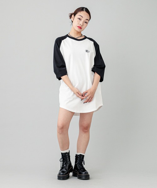 X-girl（エックスガール）の「COLLEGE LOGO B/B TEE DRESS（ワンピース・レディース・ブラック/ホワイト・S/M）」の20枚目の写真