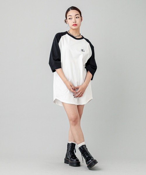 X-girl(エックスガール)の「COLLEGE LOGO B/B TEE DRESS X-girl(エックスガール)の「COLLEGE LOGO B/B TEE DRESS