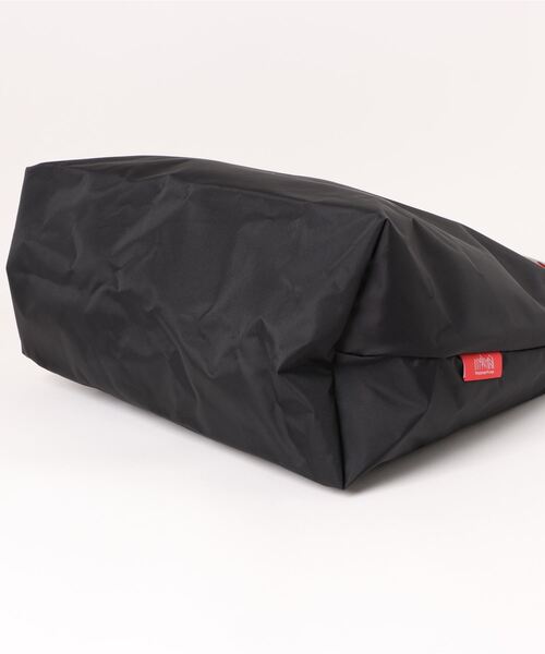 Manhattan Portage（マンハッタンポーテージ）の「Clearview Shoulder Bag Large 420D Nylon（ショルダーバッグ・メンズ・ブラック・MEDIUM）」の11枚目の写真