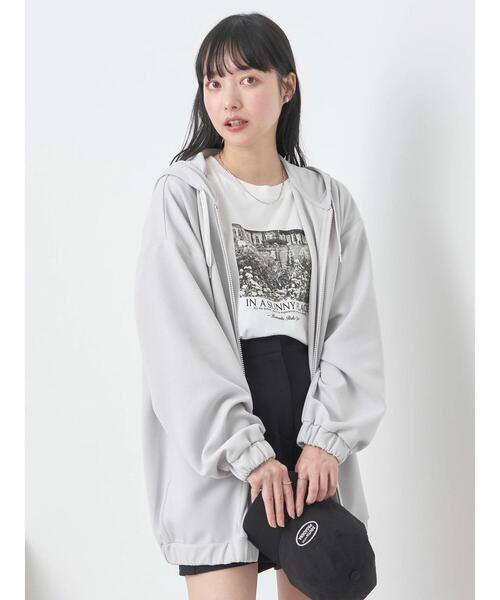 earth music&ecology（アースミュージックアンドエコロジー）の「UVカット加工パーカー（スウェット・レディース・アイボリー/ライトグレー・FREE）」の7枚目の写真