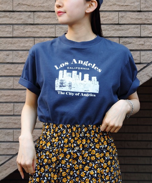 THE SHINZONE(ザ シンゾーン)の「THE SHINZONE/シンゾーン ロサンゼルスTEE LOS ANGELES TEE 24MMSCU03(Tシャツ/カットソー・レディース・ホワイト/ネイビー・FREE)」の2枚目の写真