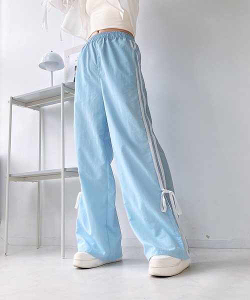 AS KNOW AS plus（アズノゥアズプラス）の「◎サイドライン リボンパンツ（その他パンツ・レディース・チャコールグレー/サックスブルー/ブラック・FREE）」の5枚目の写真