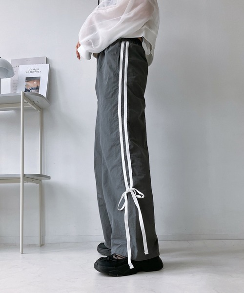 AS KNOW AS plus（アズノゥアズプラス）の「◎サイドライン リボンパンツ（その他パンツ・レディース・チャコールグレー/サックスブルー/ブラック・FREE）」の19枚目の写真