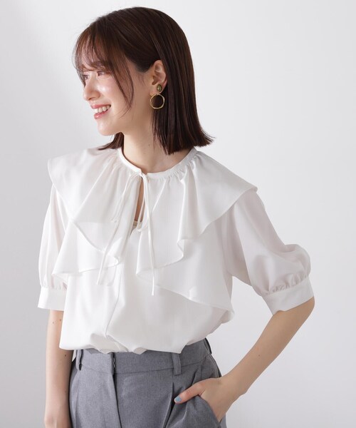 N.(N. Natural Beauty Basic)(エヌエヌナチュラルビューティーベーシック)の「◆ケープリボンブラウス(シャツ/ブラウス・レディース・オフホワイト/ブラック/イエロー/ブルー・MEDIUM)」の7枚目の写真
