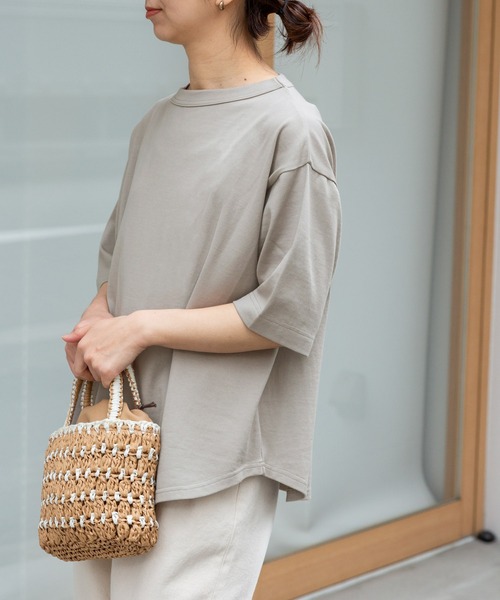 FORK&SPOON（フォークアンドスプーン）の「FORK&SPOON　ボトルネック5分袖Tシャツ（Tシャツ/カットソー・レディース・ベージュ系その他/ブラック/オフホワイト/ブルー/ブラック系その他/グリーン・1）」の4枚目の写真