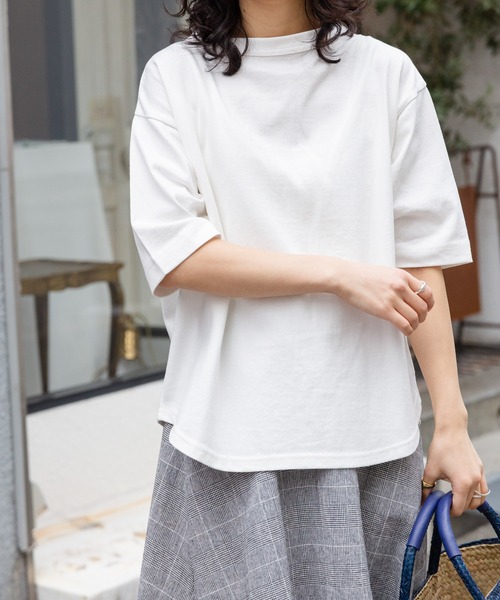 FORK&SPOON（フォークアンドスプーン）の「FORK&SPOON　ボトルネック5分袖Tシャツ（Tシャツ/カットソー・レディース・ベージュ系その他/ブラック/オフホワイト/ブルー/ブラック系その他/グリーン・1）」の13枚目の写真