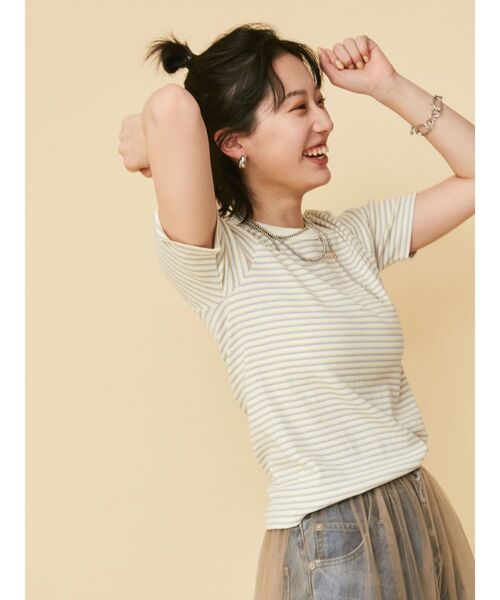 Ungrid(アングリッド)の「【WEB限定】コンパクトボーダーTee(Tシャツ/カットソー・レディース・チャコールグレー/オレンジ/グリーン/アイボリー・FREE)」の7枚目の写真