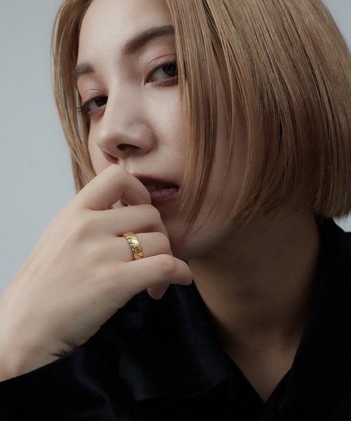 AKEL(アケル)の「【AKEL】アケル/ フェザーリング / 金属アレルギー対応リング(リング・メンズ・ゴールド・#13/#11/#9)」の8枚目の写真