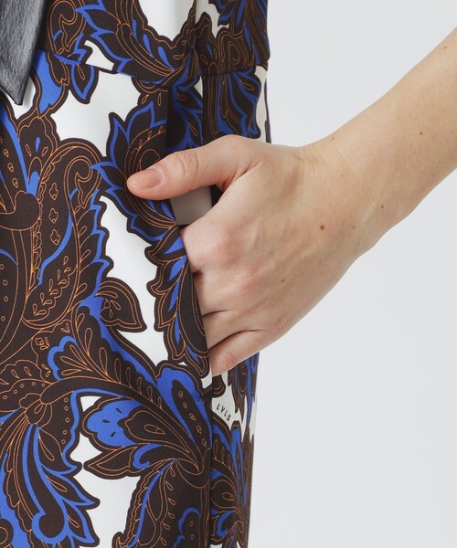 LOVELESS（ラブレス）の「【UVカット/すぐ乾く】リゾートプリントサロペット（サロペット/オーバーオール・レディース・オフホワイト・36）」の6枚目の写真