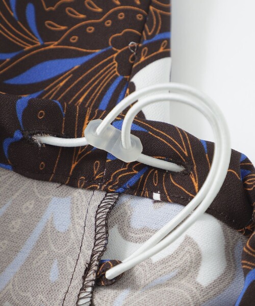 LOVELESS（ラブレス）の「【UVカット/すぐ乾く】リゾートプリントサロペット（サロペット/オーバーオール・レディース・オフホワイト・36）」の4枚目の写真