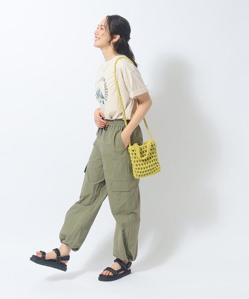 SHOO・LA・RUE（シューラルー）の「◆マクラメミニショルダーバッグ（ショルダーバッグ・レディース・アイボリー/ライトオレンジ系/キャメル/イエロー・00）」の5枚目の写真