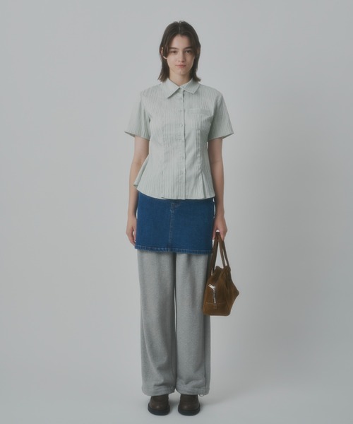 ★美品★ GIUNON ジウノン　ビッグカラーフレアシャツ　アイボリー GIUNON（ジウノン）の「big collar flare shirt / ビッグカラー