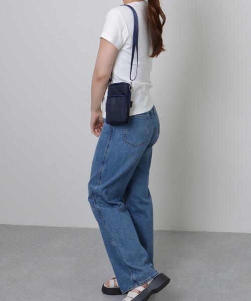 Lace Ladies(レースレディース)の「3ポケット スクエア ショルダー スマホ バッグ(ショルダーバッグ・レディース・ブラック/ネイビー・FREE)」の6枚目の写真