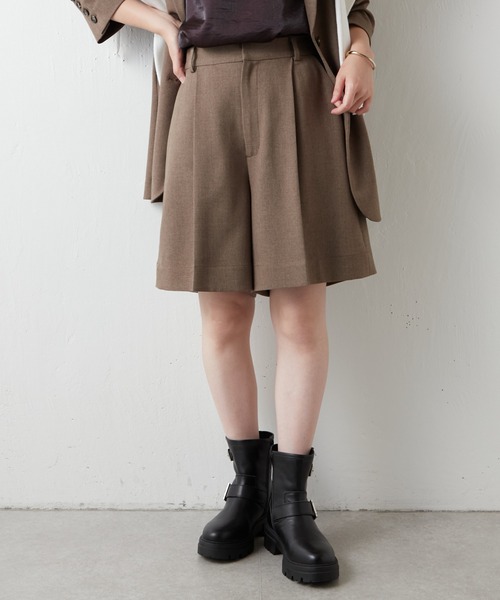 COLLAGE GALLARDAGALANTE(コラージュガリャルダガランテ)の「ショートパンツ/セットアップ可(その他パンツ・レディース・ベージュ/グレイッシュベージュ・FREE)」の4枚目の写真