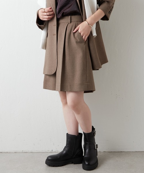 COLLAGE GALLARDAGALANTE(コラージュガリャルダガランテ)の「ショートパンツ/セットアップ可(その他パンツ・レディース・ベージュ/グレイッシュベージュ・FREE)」の5枚目の写真