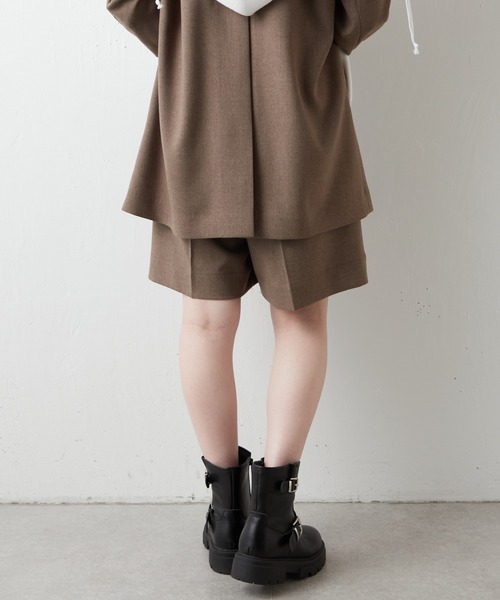 COLLAGE GALLARDAGALANTE(コラージュガリャルダガランテ)の「ショートパンツ/セットアップ可(その他パンツ・レディース・ベージュ/グレイッシュベージュ・FREE)」の7枚目の写真
