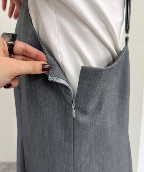 fredy emue（フレディエミュ）の「タイトキャミワンピース（ワンピース・レディース・グレー/ブラック・36/38）」の6枚目の写真