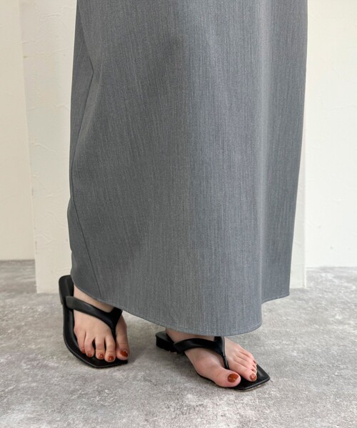 fredy emue（フレディエミュ）の「タイトキャミワンピース（ワンピース・レディース・グレー/ブラック・36/38）」の3枚目の写真