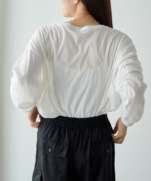 PUAL CE CIN（ピュアルセシン）の「シアーロゴプリントカットソー（Tシャツ/カットソー・レディース・オフホワイト/グレイッシュベージュ/ダークブルー・FREE）」の14枚目の写真