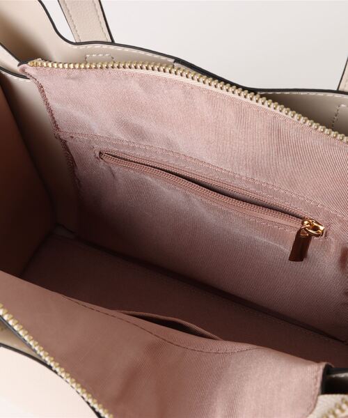 MERCURYDUO（マーキュリーデュオ）の「【MERCURYDUO/マーキュリーデュオ 】 ≪新色追加≫ 配色 アオリ軽量ハンドバッグ（ハンドバッグ・レディース・ベージュ/ダークブラウン/ブラック/アイボリー/ライトグレー/グレイッシュベージュ・FREE）」の15枚目の写真