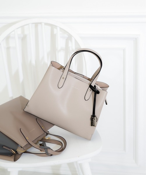 MERCURYDUO（マーキュリーデュオ）の「【MERCURYDUO/マーキュリーデュオ 】 ≪新色追加≫ 配色 アオリ軽量ハンドバッグ（ハンドバッグ・レディース・ベージュ/ダークブラウン/ブラック/アイボリー/ライトグレー/グレイッシュベージュ・FREE）」の4枚目の写真