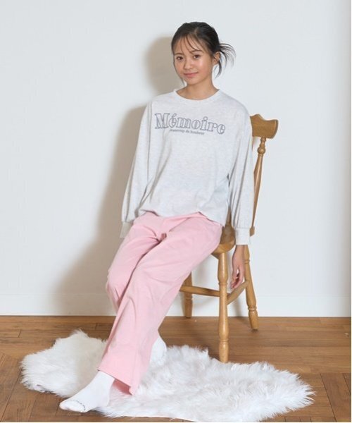 ルームウェア/パジャマ】長袖Tシャツ＆パンツセット