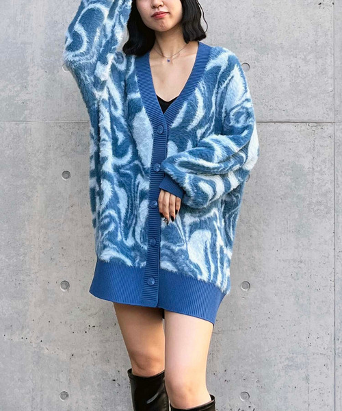 SPIRALGIRL（スパイラルガール）の「マーブルパターンシャギーニットミドル丈カーディガン（カーディガン/ボレロ・レディース・ブルー/ブラック/ホワイト・FREE）」の5枚目の写真