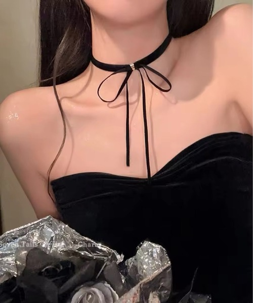 Port(ポート)の「【 Port / ポート 】韓国風 ベロア リボンチョーカー(チョーカー・レディース・バーガンディー/ブラック・FREE)」の2枚目の写真