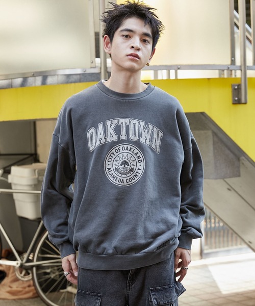 WEGO（ウィゴー）の「WEGO/ピグメントグラフィックプルオーバー（スウェット・メンズ・その他1/その他3/その他2・MEDIUM/LARGE）」の2枚目の写真