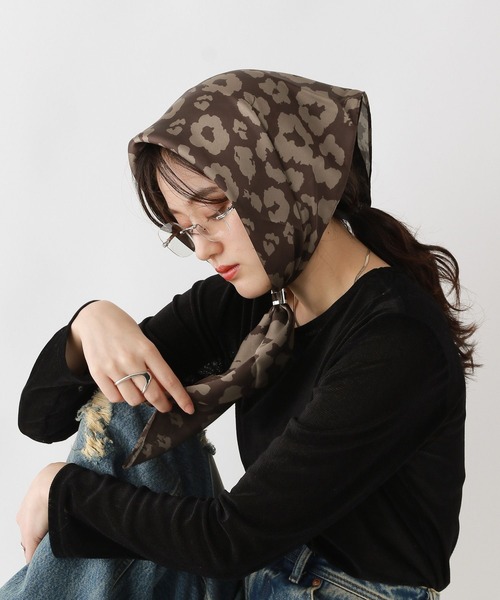 RAGEBLUE(レイジブルー)の「【UNISEX】リング付き/マルチパターン大判スカーフ(バンダナ/スカーフ・メンズ・ホワイト/その他4/その他1/オフホワイト・FREE)」の4枚目の写真