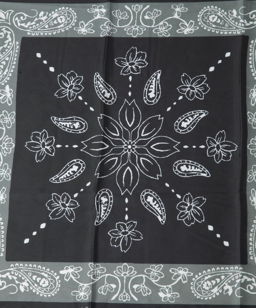 RAGEBLUE(レイジブルー)の「【UNISEX】リング付き/マルチパターン大判スカーフ(バンダナ/スカーフ・メンズ・ホワイト/その他4/その他1/オフホワイト・FREE)」の20枚目の写真