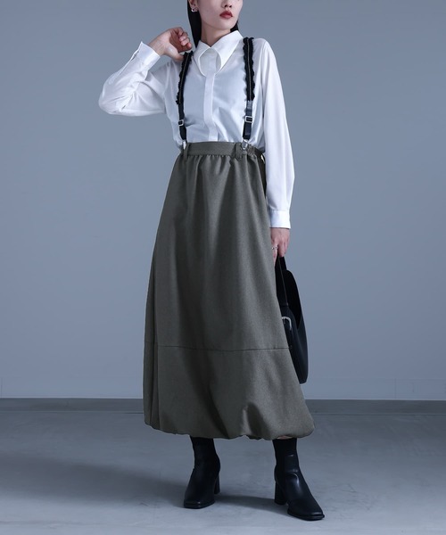 kOhAKU（コハク）の「『サスペンダー付きバルーンスカート』（スカート・レディース・チャコール/ブラック・2/1）」の20枚目の写真