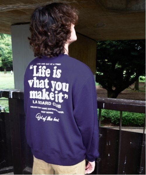 GLAZOS(グラソス)の「【大人向けサイズあり】【プチプラ】アソートバックプリントトレーナー(スウェット・キッズ・ブラック/レッド/グリーン/オートミール/パープル/ブラウン・S/M/L/LL)」の1枚目の写真