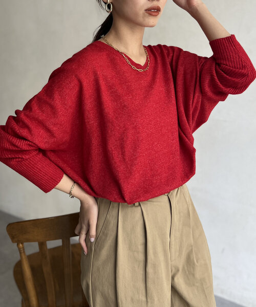 Chez toi(シェトワ)の「Vネック袖リブざっくりプルオーバー(ニット/セーター・レディース・レッド/アイボリー/ブラック/グレー・FREE)」の10枚目の写真