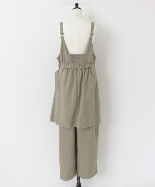 KBF（ケイビーエフ）の「プリーツスカートSETサロペット（サロペット/オーバーオール・レディース・ベージュ/グレー・38/36）」の13枚目の写真